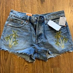 Levi’s 501 size 27 denim shorts